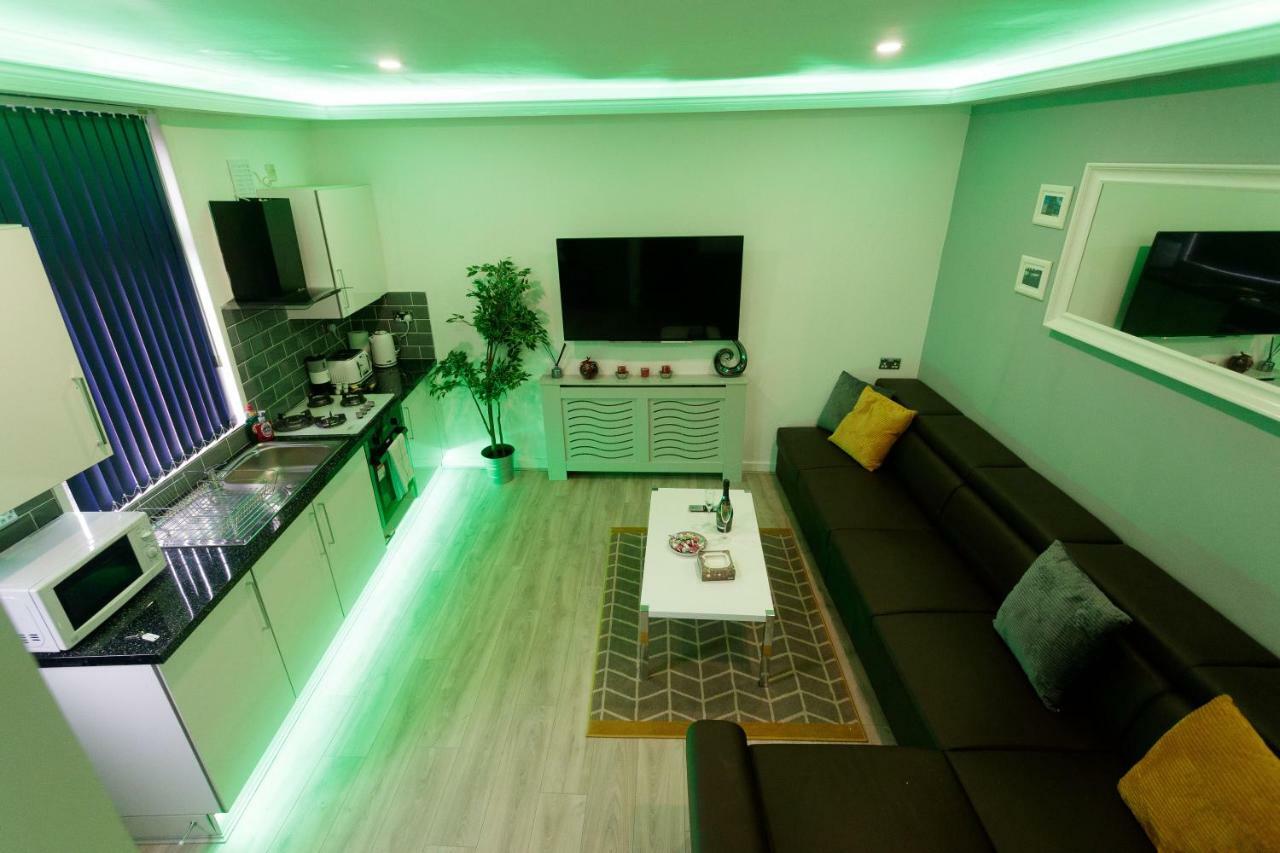 Towler House Apartments 6 Beds In 3 Bedrooms Leeds  Exterior photo